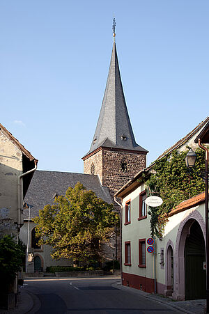 Die Kirche in Großkarlbach. Foto: view